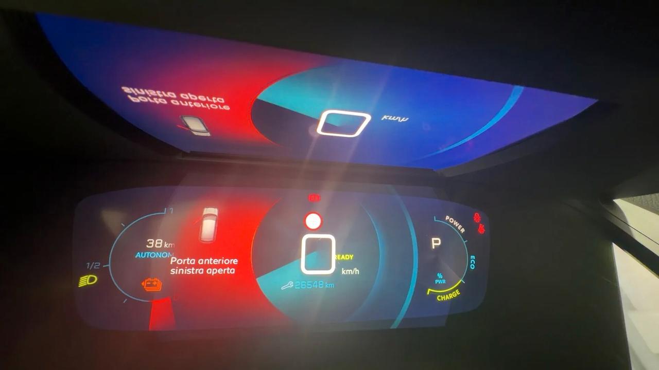 Peugeot 208 motore elettrico 136 CV 5 porte Allure