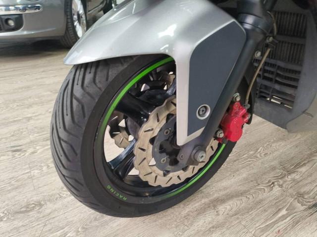 Kymco Xciting Kymco Xciting R 300i my09