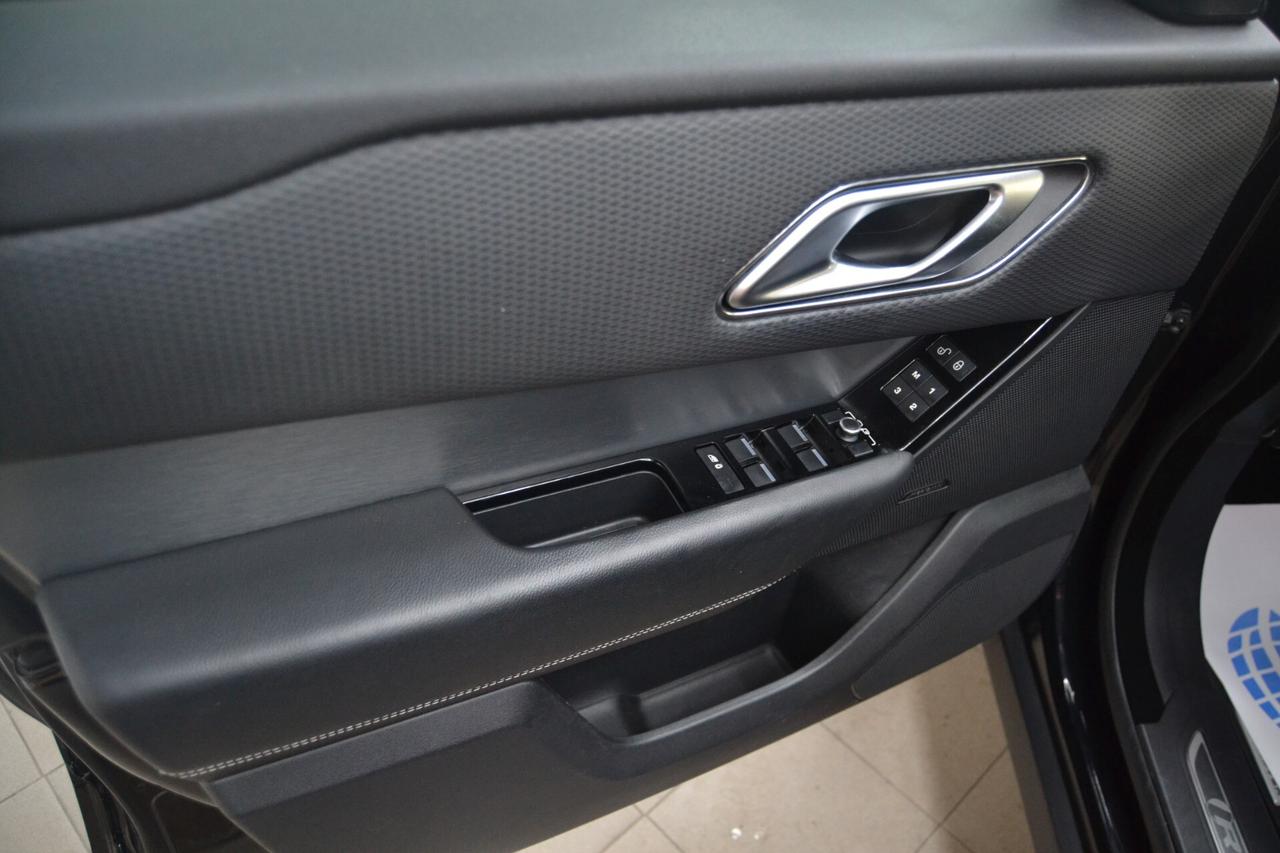 Land Rover Range Velar 2.0D I4 180 CV R-Dynamic