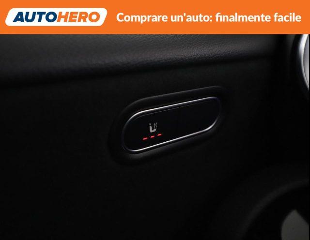 MERCEDES-BENZ A 180 Automatic AMG Line Premium