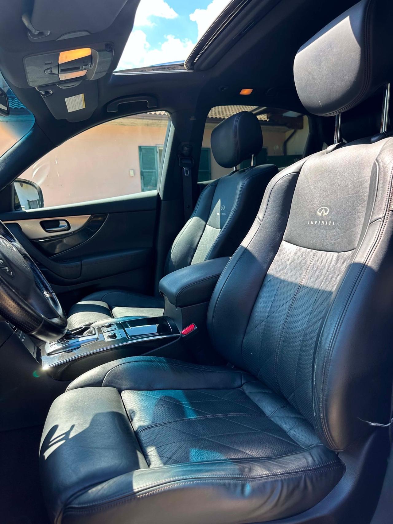 Infiniti FX30d S PREMIUM KMCERT UNICOPR GARANZ