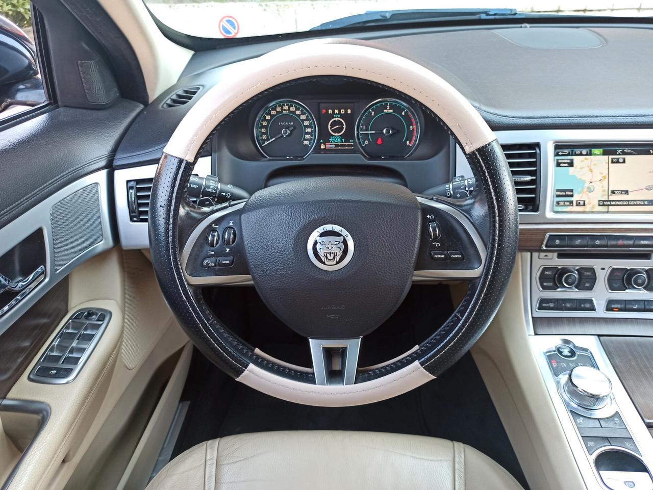 Jaguar XF 3.0 DS V6 Luxury