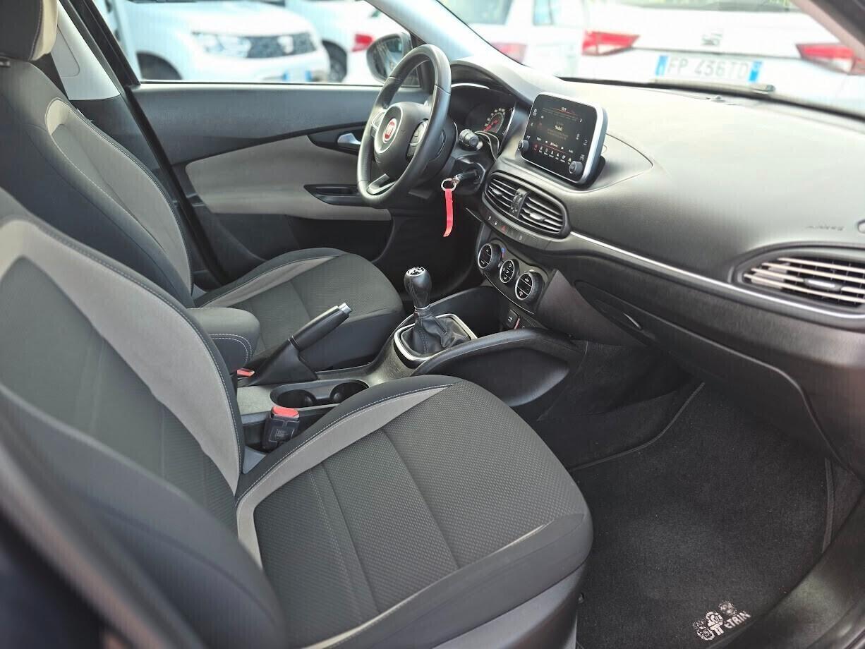 Fiat Tipo 1.3 M-Jet Lounge