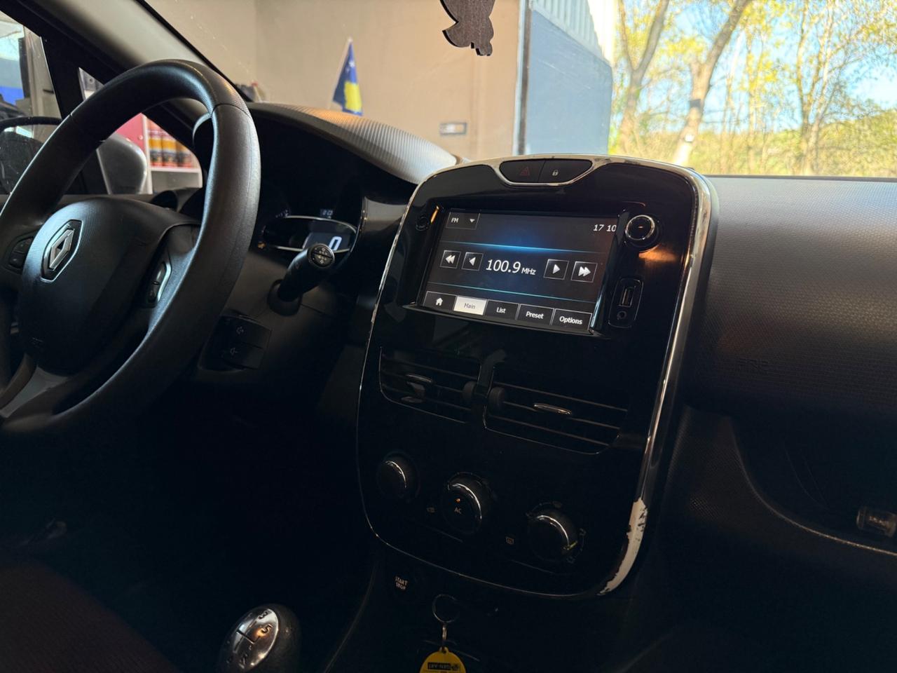 Renault Clio 1.2 75CV GPL 5 porte Wave