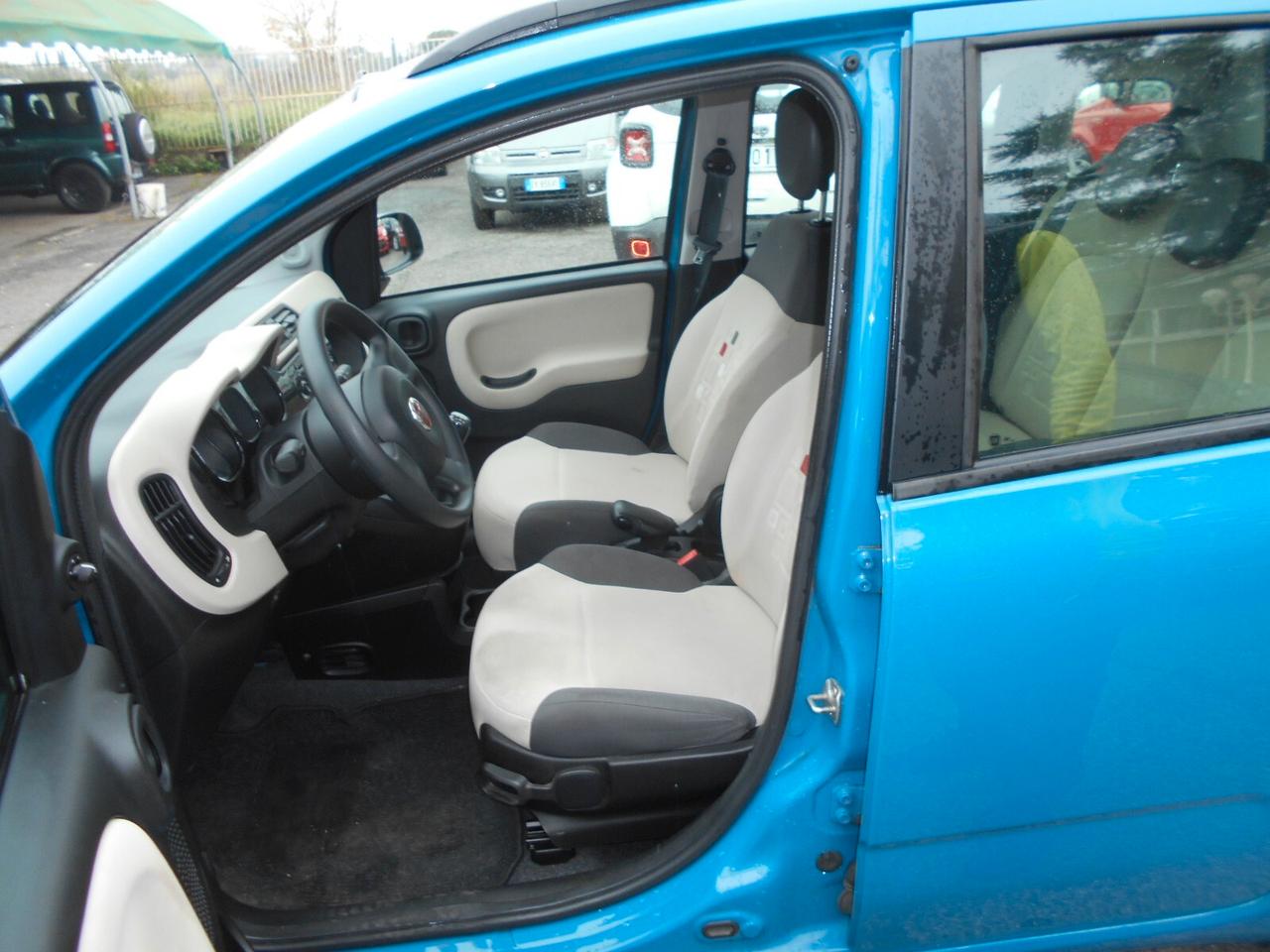 Fiat Panda 1.2 Lounge 5 POSTI NEOPATENTATI