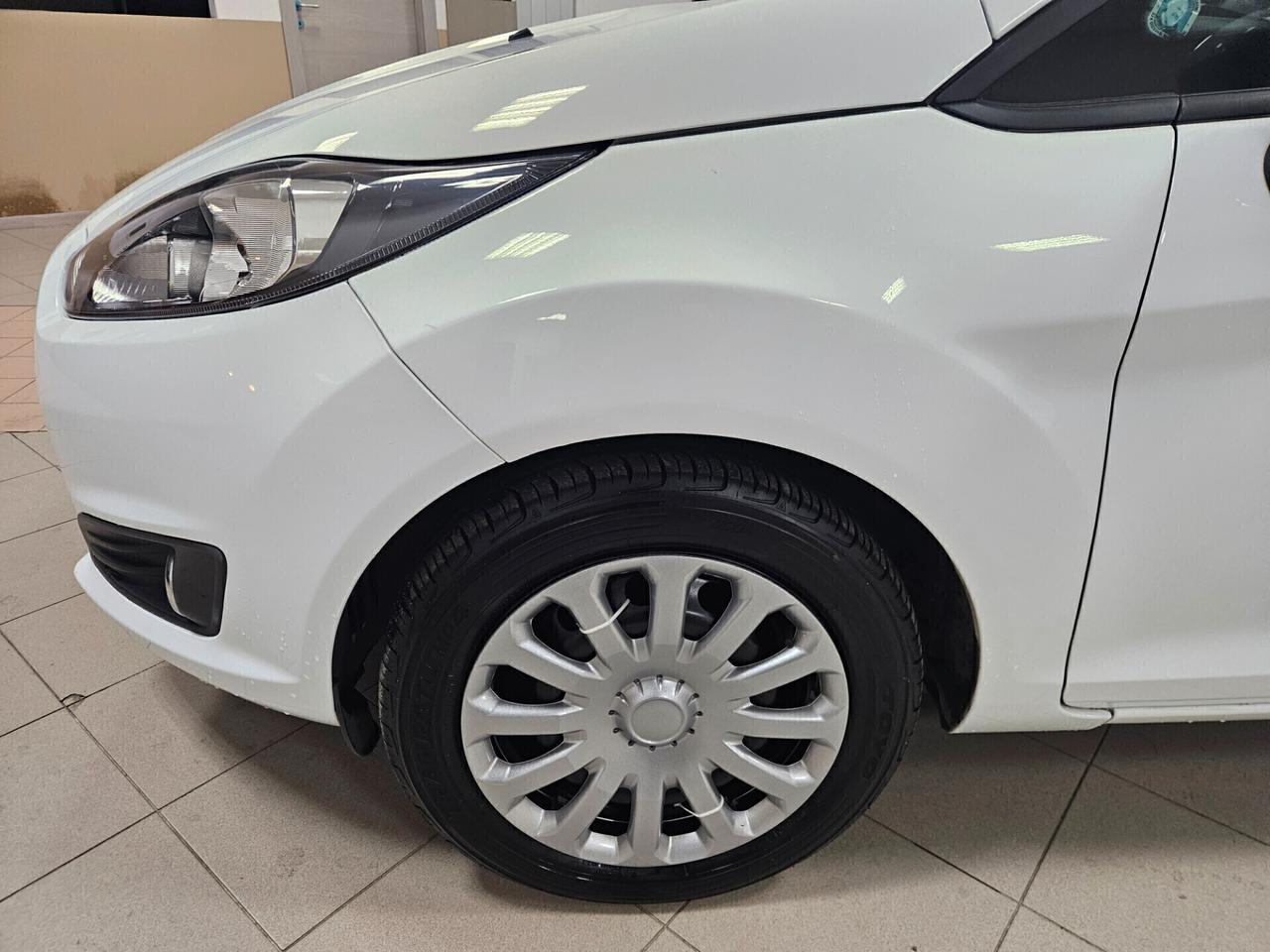 Ford Fiesta Plus 1.5 TDCi 75CV 5 porte