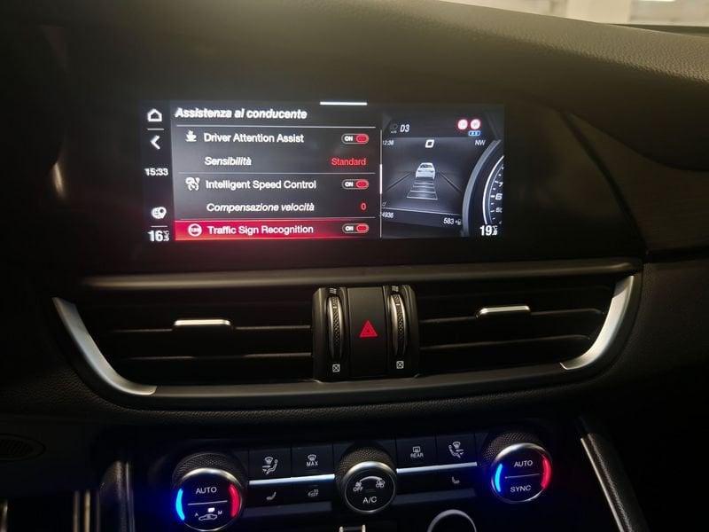 Alfa Romeo Giulia 2.0 Turbo 280 CV AT8 AWD Q4 Ti