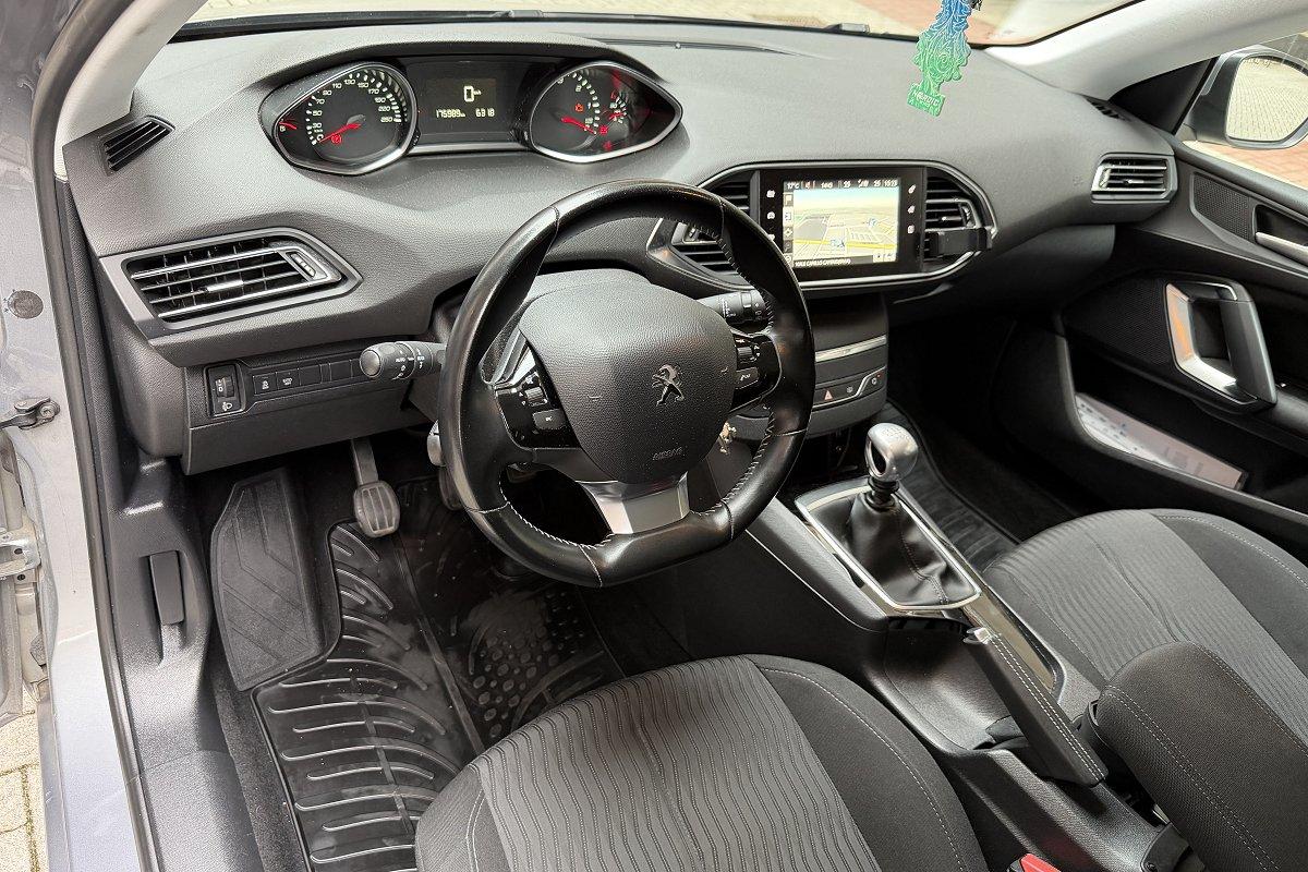 PEUGEOT 308 BlueHDi 120 S&S SW Business