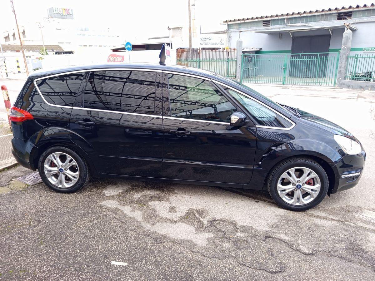 FORD S-Max 2.0 TDCi 163CV Titanium - 2013