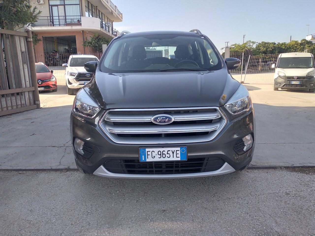 Ford Kuga 1.5 TDCI 120 CV S&S 2WD Titanium