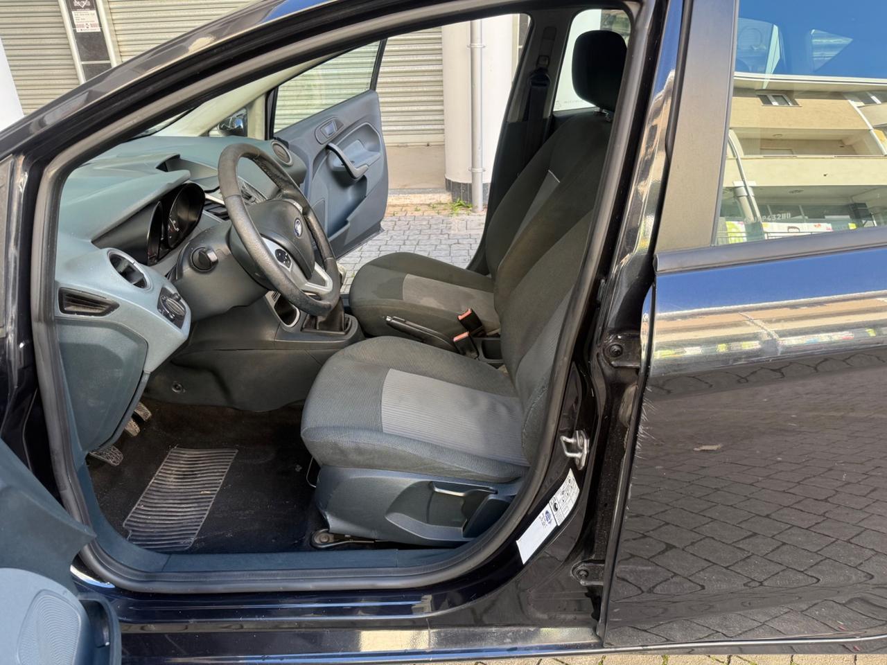 Ford Fiesta 1.6 TDCi 95 CV 5p. Titanium