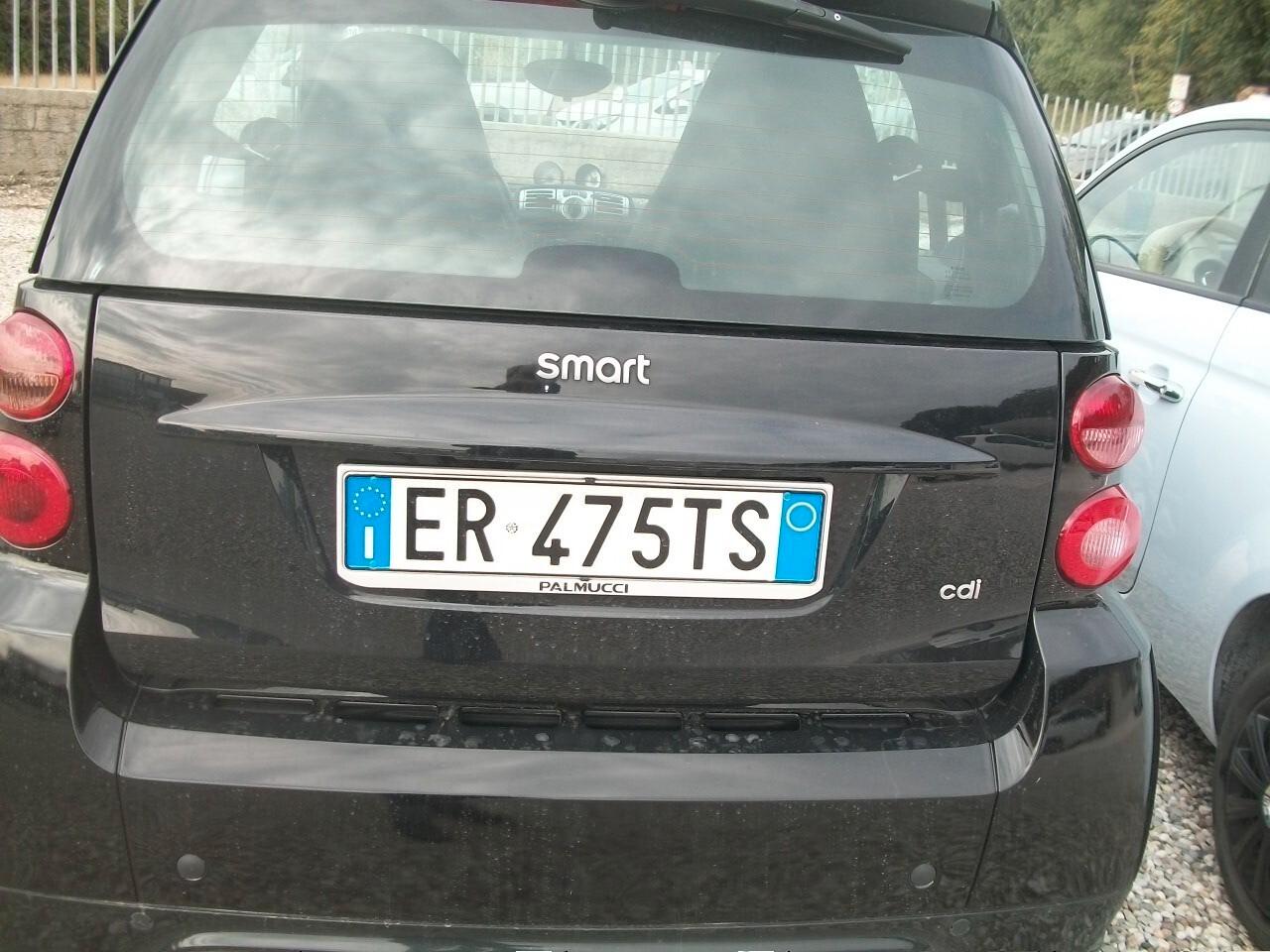 Smart ForTwo 800 40 kW coupé teen cdi special edition