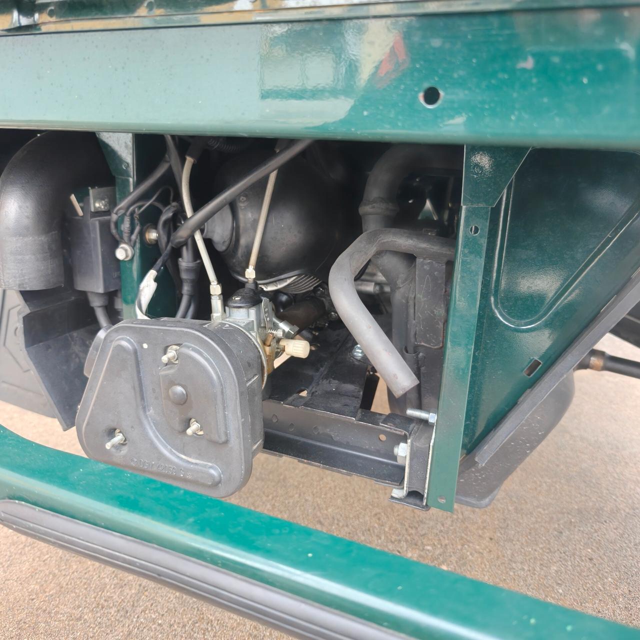 Piaggio Ape 50 con Cassone chiuso