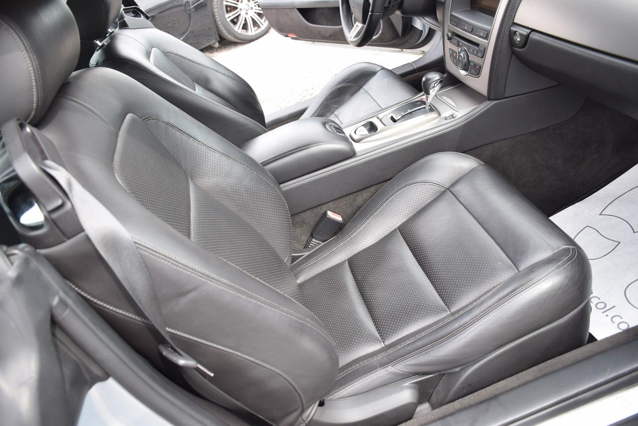 Jaguar XK 4.2 V8 Coupé AUTOM. - CERTIFICATA TAGLIANDATA NAVI CRUISE SENSORI PELLE