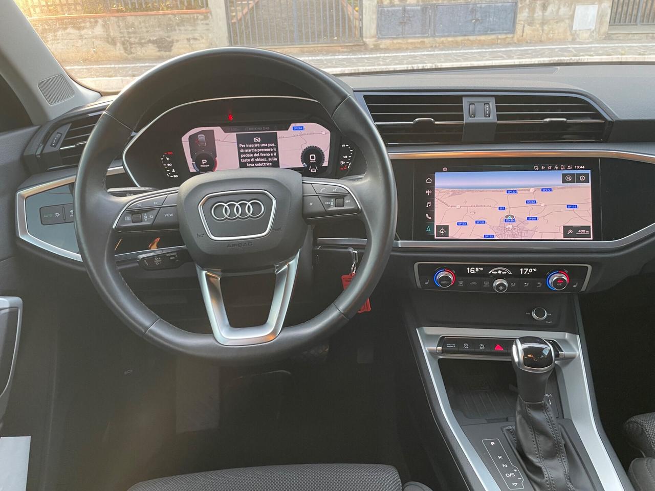 Audi Q3 35 TDI quattro S tronic Business