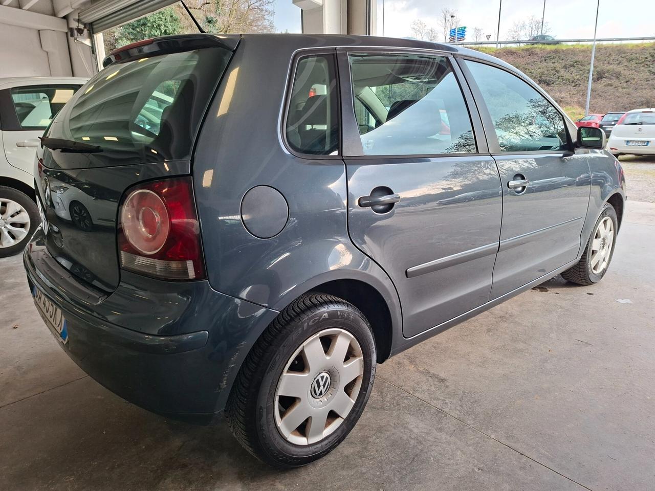 Volkswagen Polo 1.2 5p. Trendline