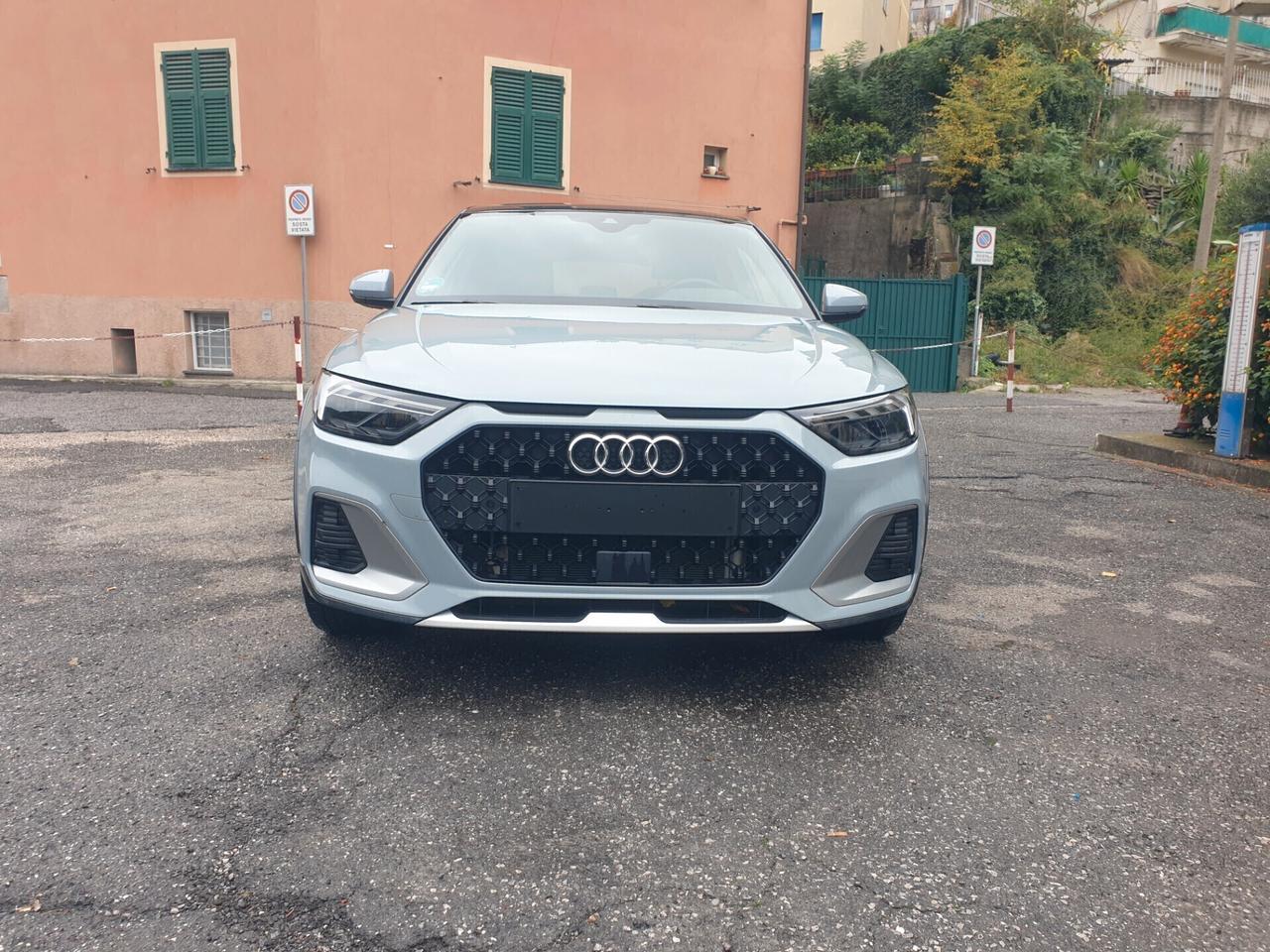Audi A1 allstreet 30 TFSI S tronic bicolor
