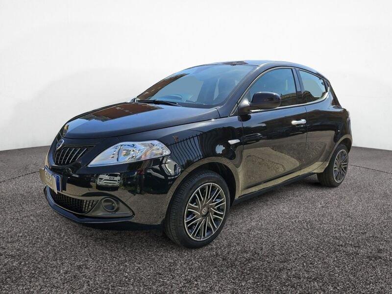Lancia Ypsilon 1.0 FireFly 70cv Hybrid