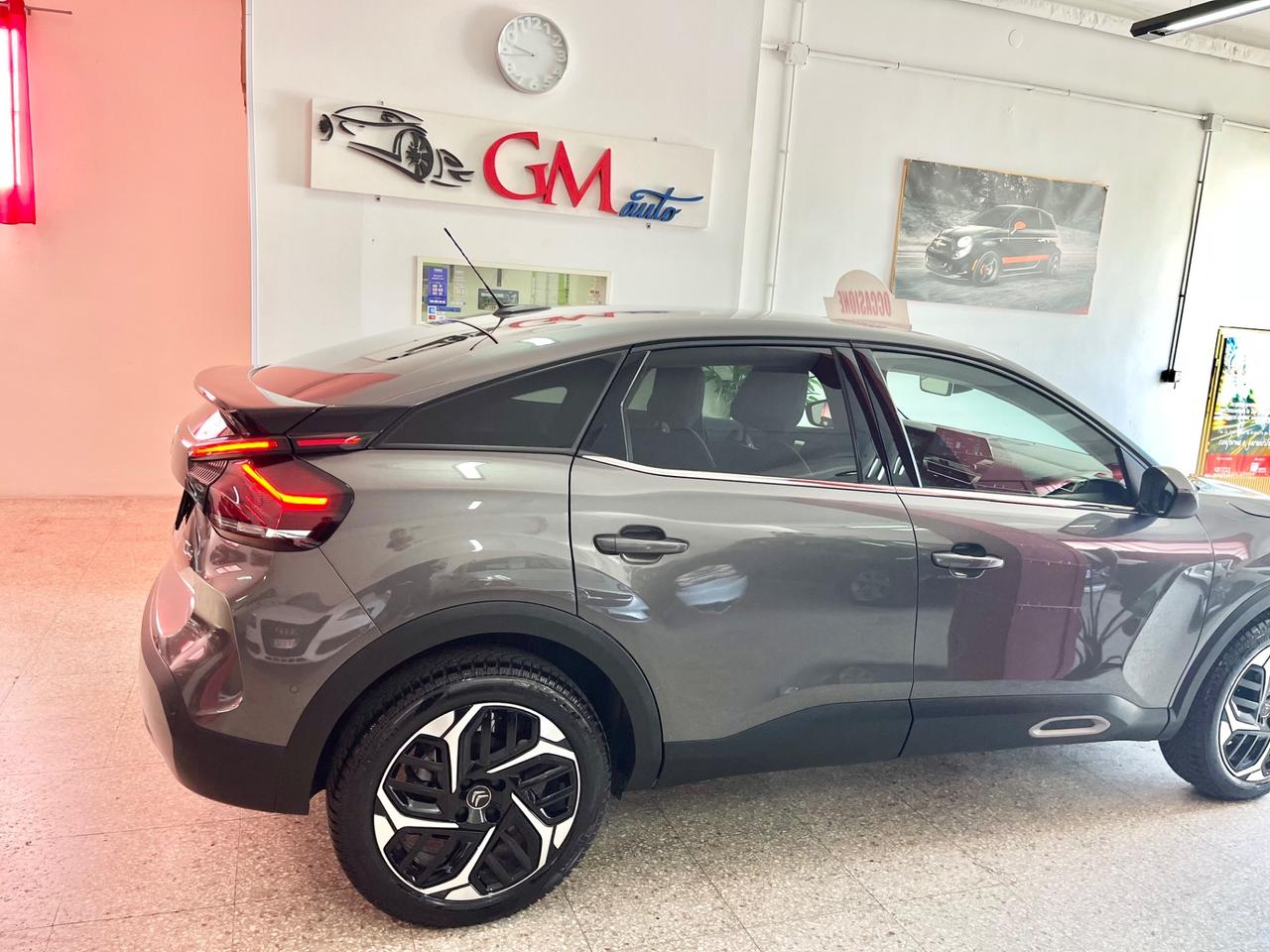 Citroen C4 PureTech 130 S&S EAT8 Shine