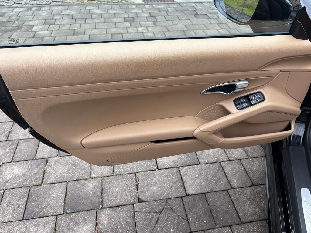 Porsche 718 Boxster 2.0 300cv pdk