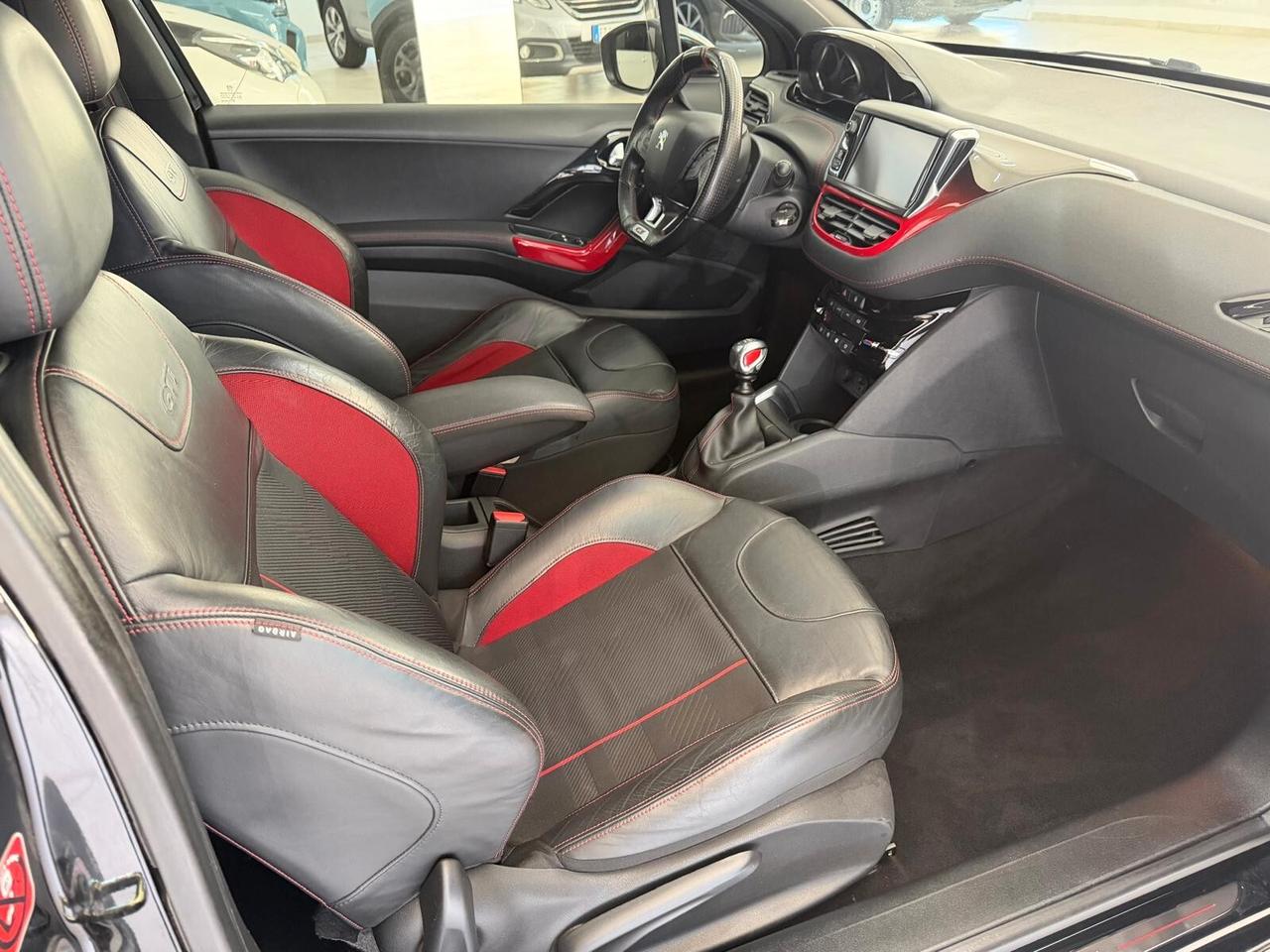 Peugeot 208 1.6 THP 200 CV 3 porte GTi