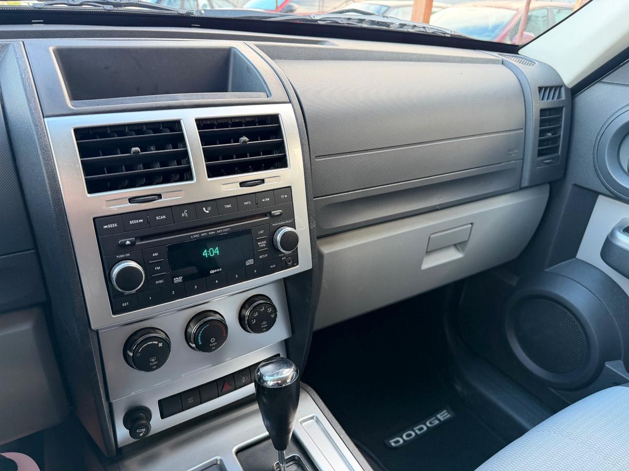 DODGE Nitro 2.8 CRD SXT 4WD Auto