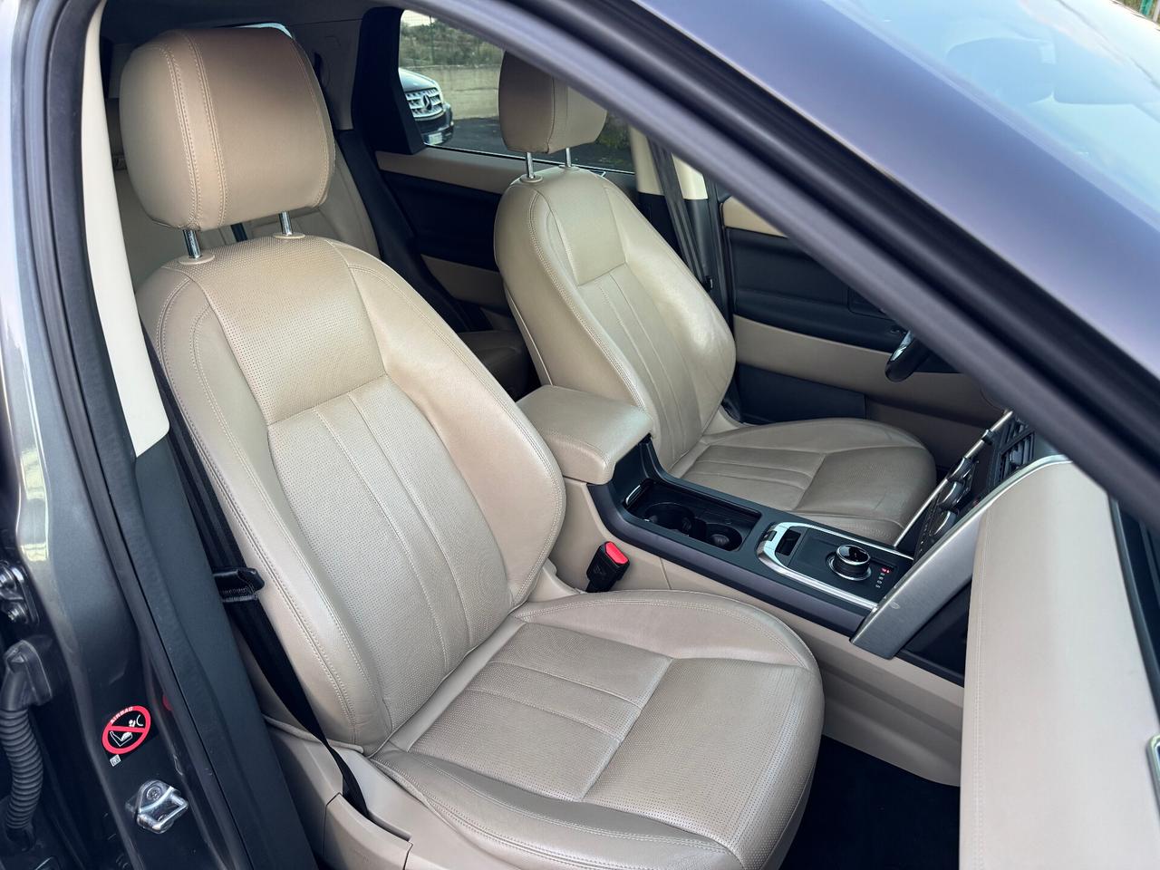 Land Rover Discovery Sport 2.0 TD4 180 CV HSE