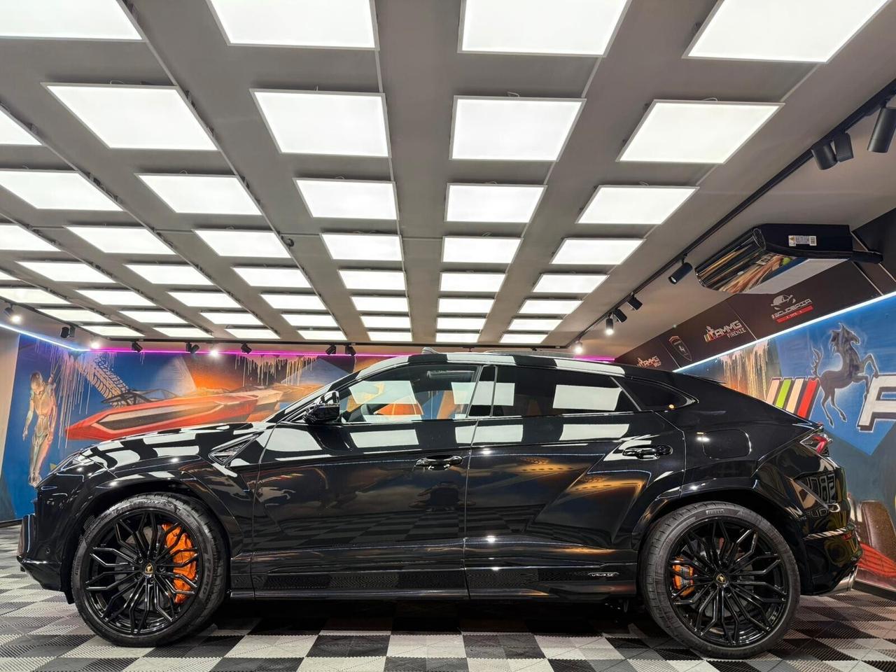 Lamborghini Urus 4.0 SE (288)