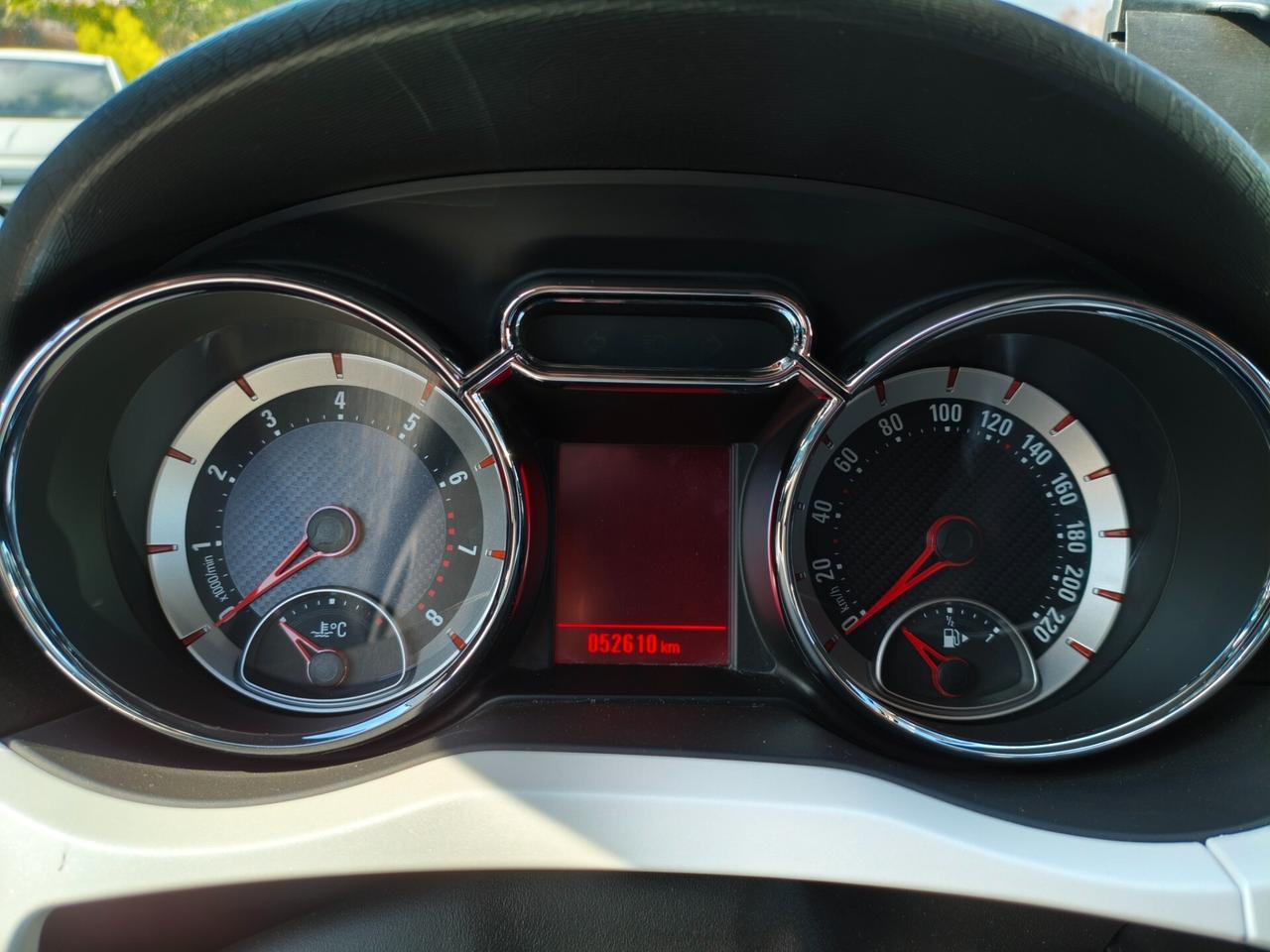 Opel Adam Rocks 1.4 87 CV cabrio auto