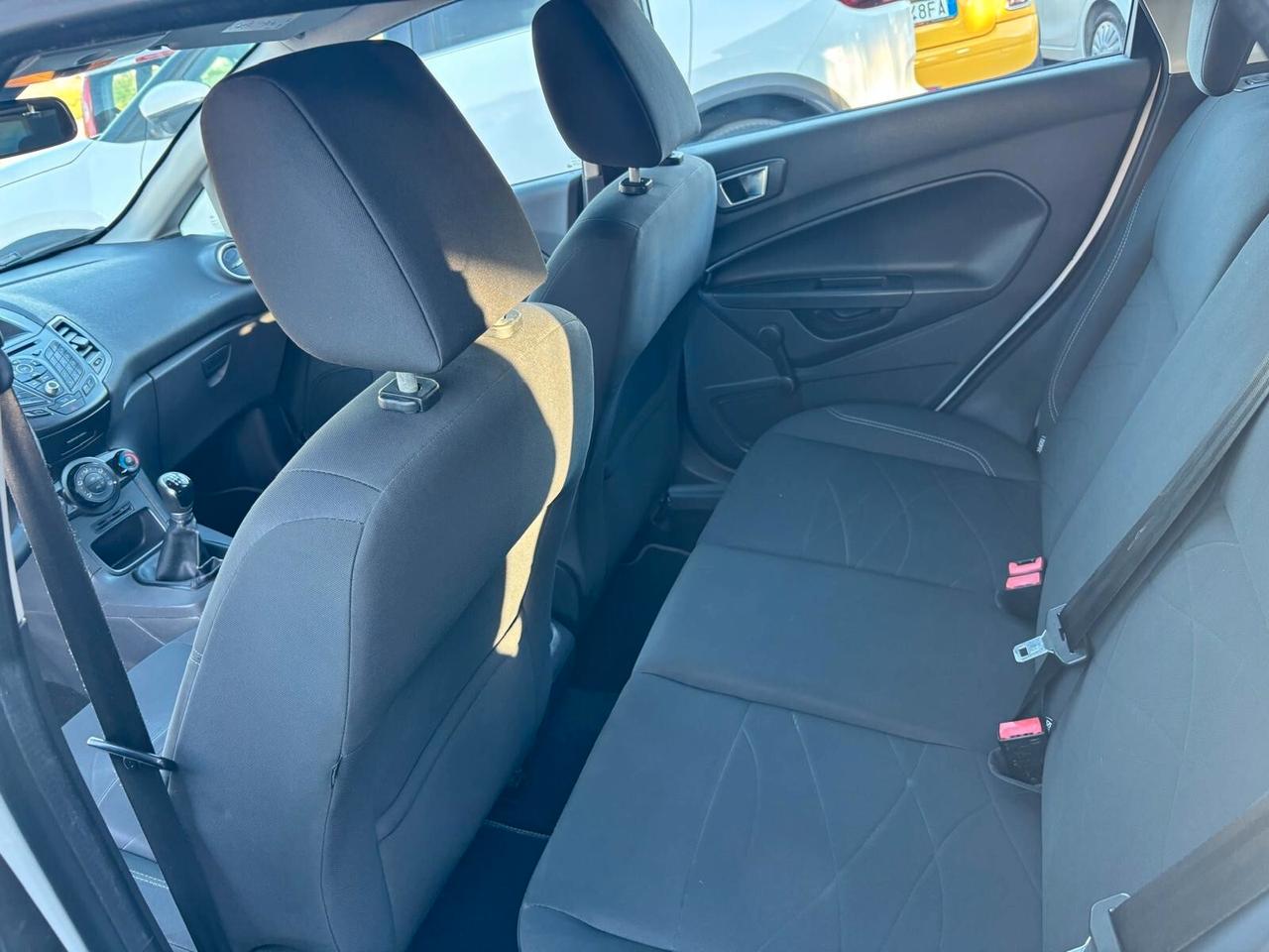 Ford Fiesta 1.5 TDCi 75CV 5 porte Titanium