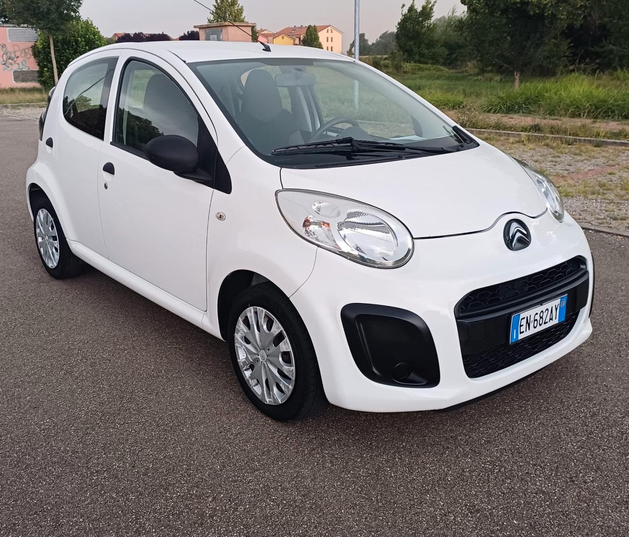 Citroen C1 1.0 5 porte DeeJay ANNO 2013