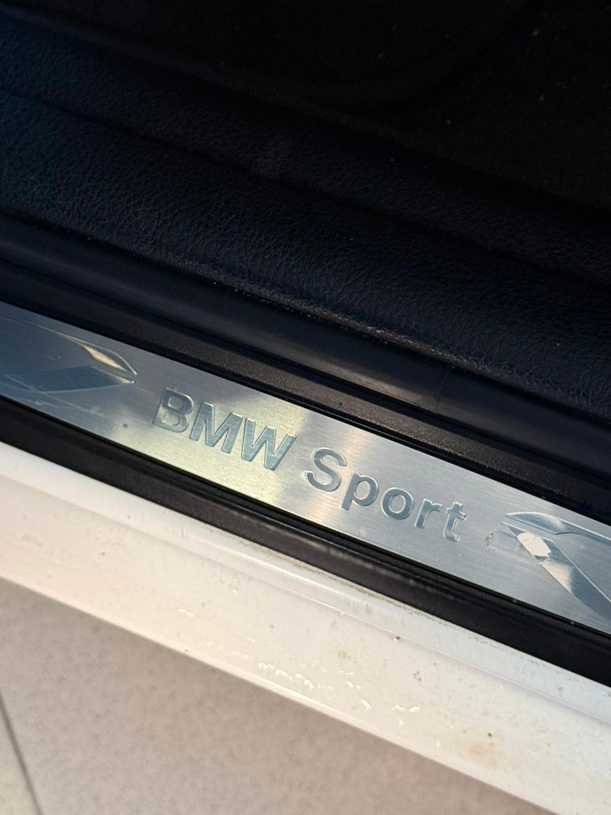 Bmw 116 116d 5p. Urban