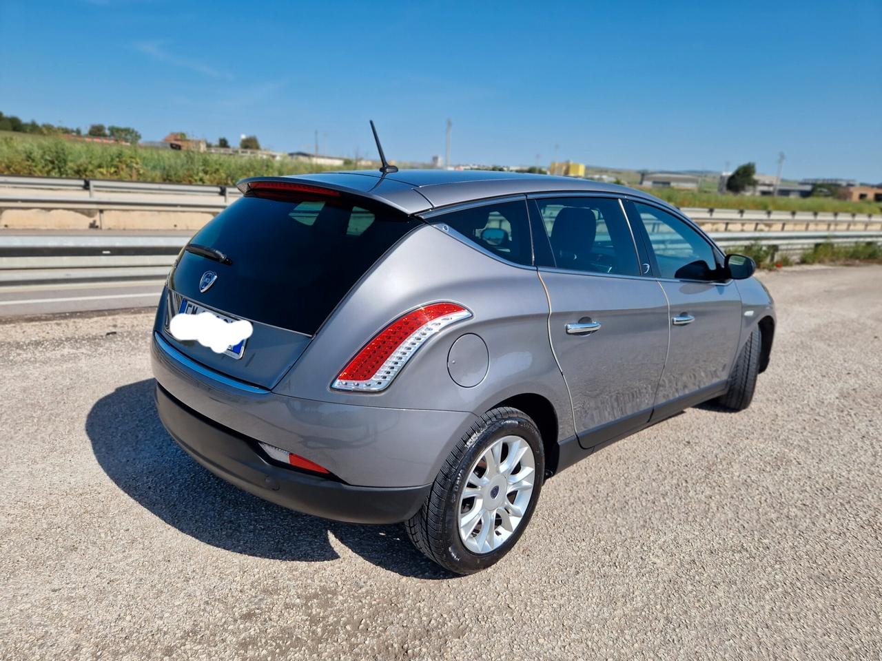 Lancia Delta 1.6 MJT DPF Gold