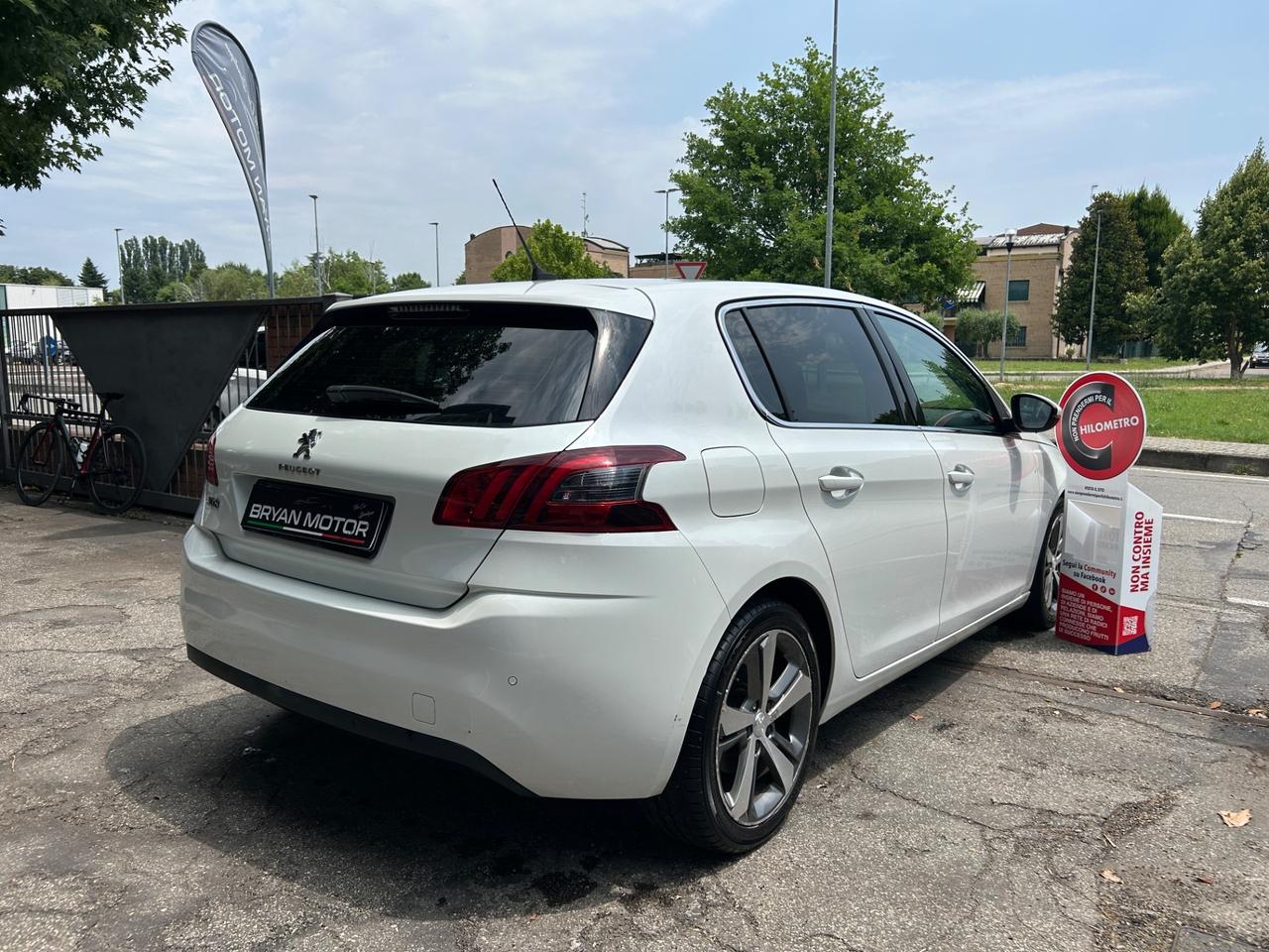 Peugeot 308 Peugeot 308 bluehdi 150S&S eat6 Allure