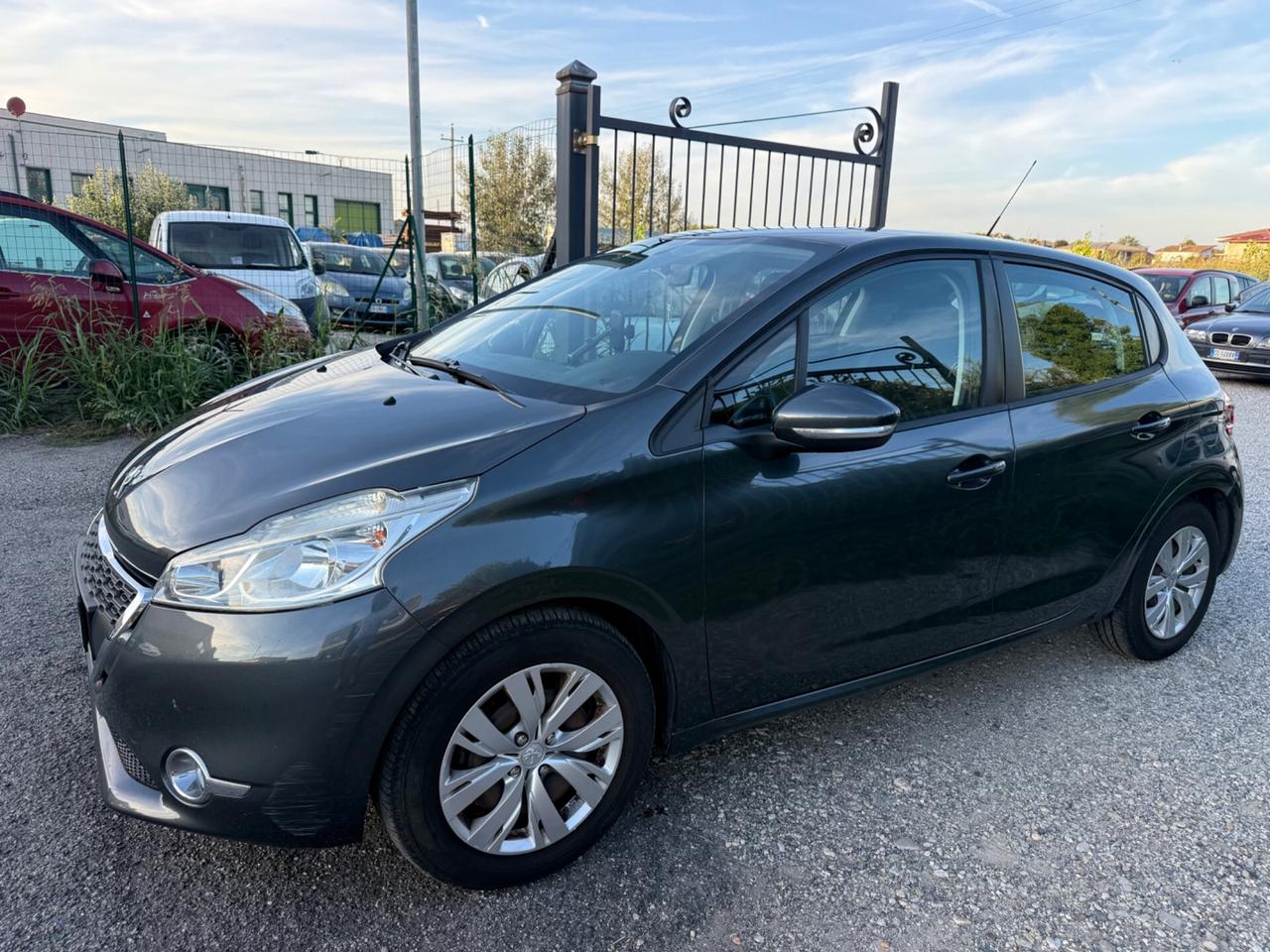 Peugeot 208 1.2 VTi 82 CV 5 porte Access