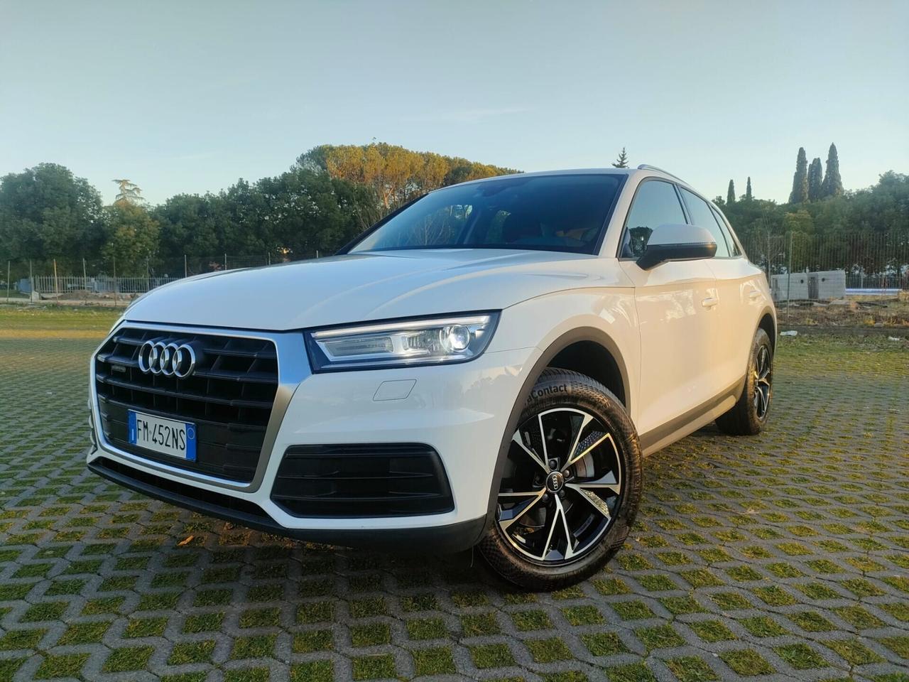 Audi Q5 2.0 TDI quattro S tronic Business