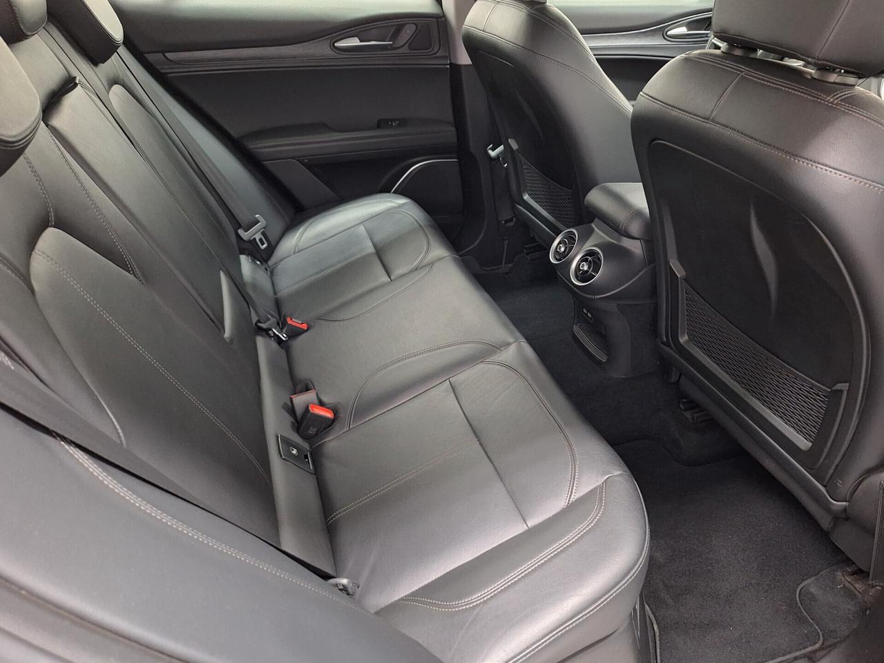 Alfa Romeo Stelvio 2.2 Turbodiesel 210cv Q4 AT8