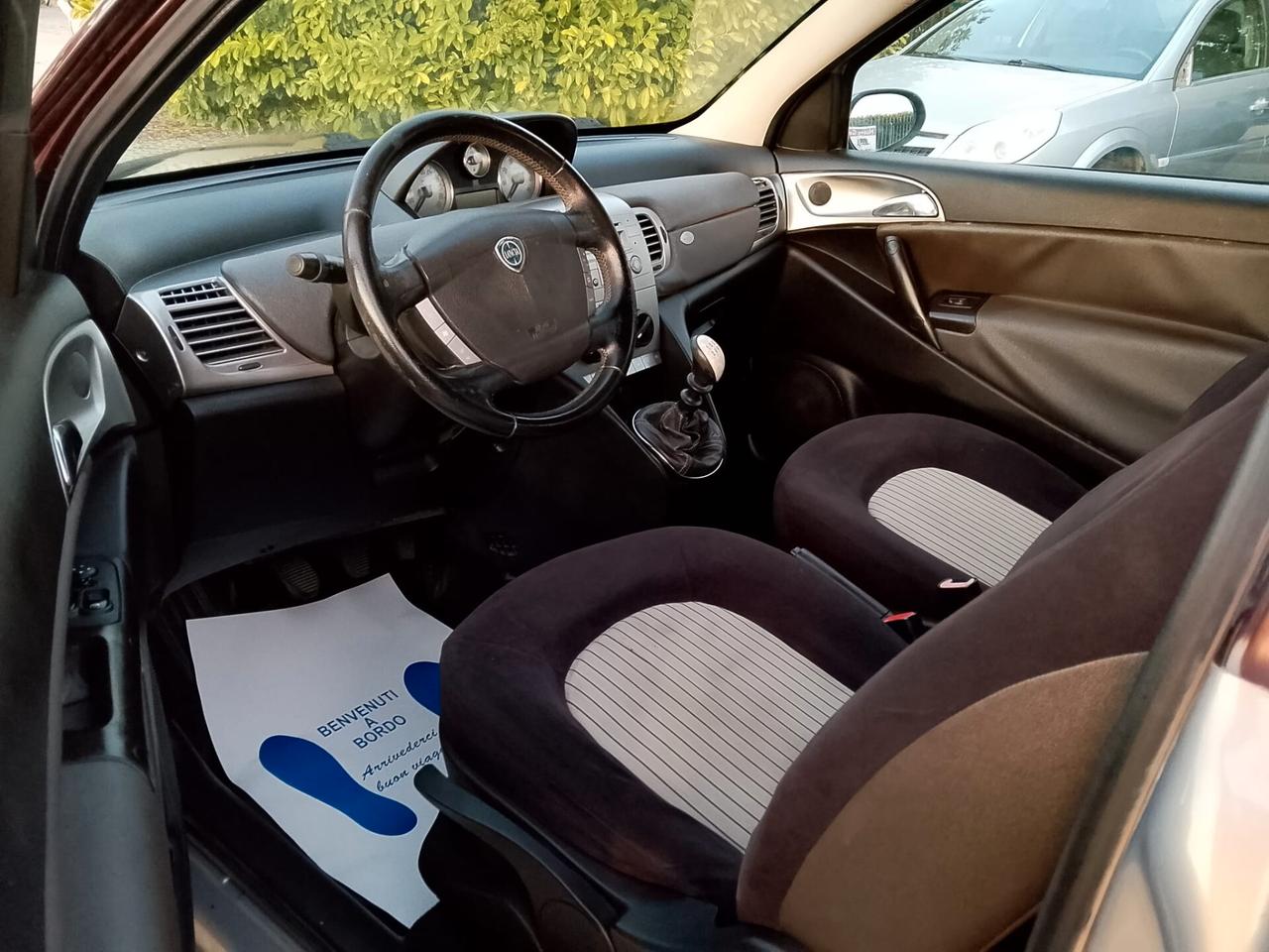 Lancia Ypsilon 1.2-GPL-NEOPAT-2008