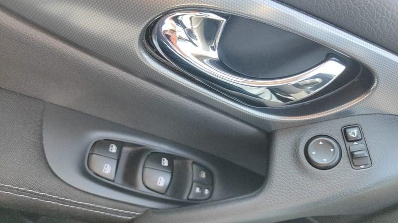 Nissan Qashqai 1.5 dCi N-Connecta