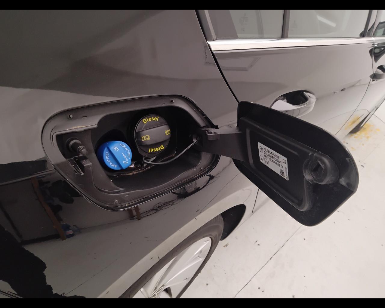 VOLKSWAGEN Golf VIII 2024 - Golf 2.0 tdi Style 150cv dsg