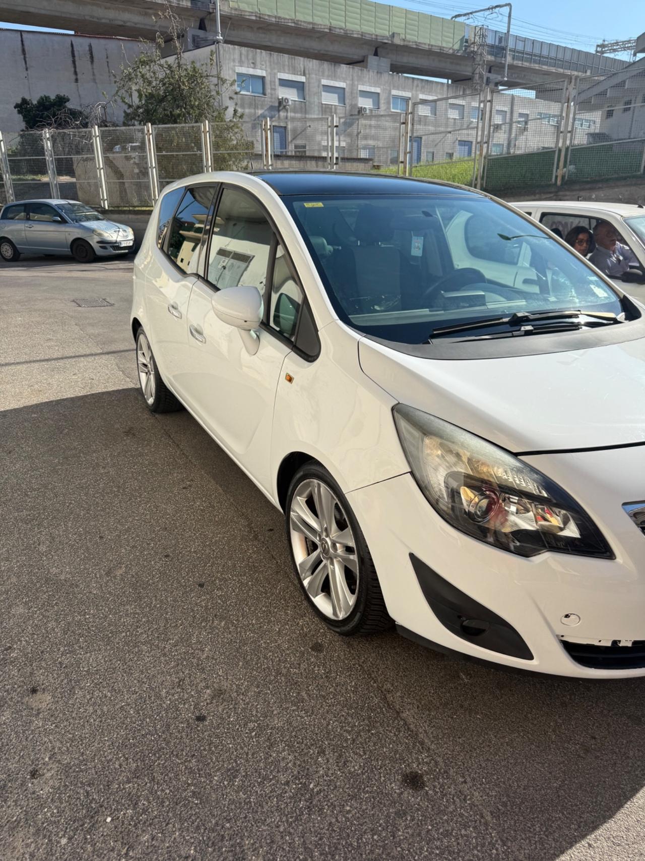 Opel Meriva 1.4 Turbo 120CV Cosmo