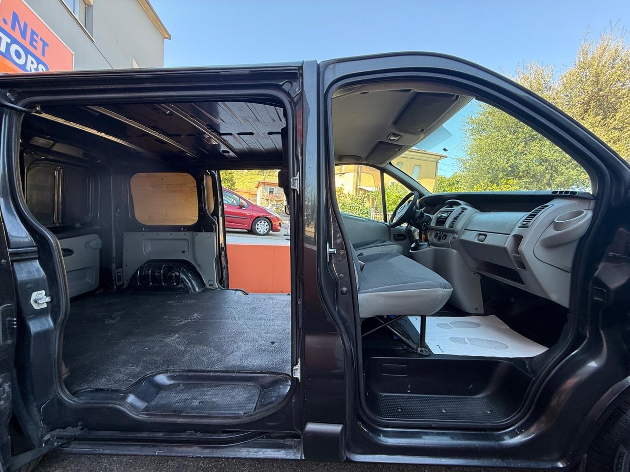 Opel Vivaro 27 2.5 CDTI PC-TN Furgone Easytronic Fap