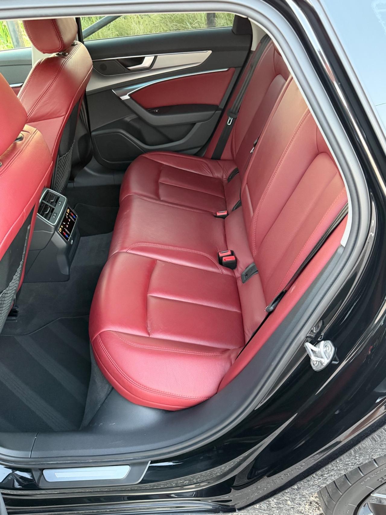 Audi A6 Avant 40 2.0 TDI S tronic Business Design