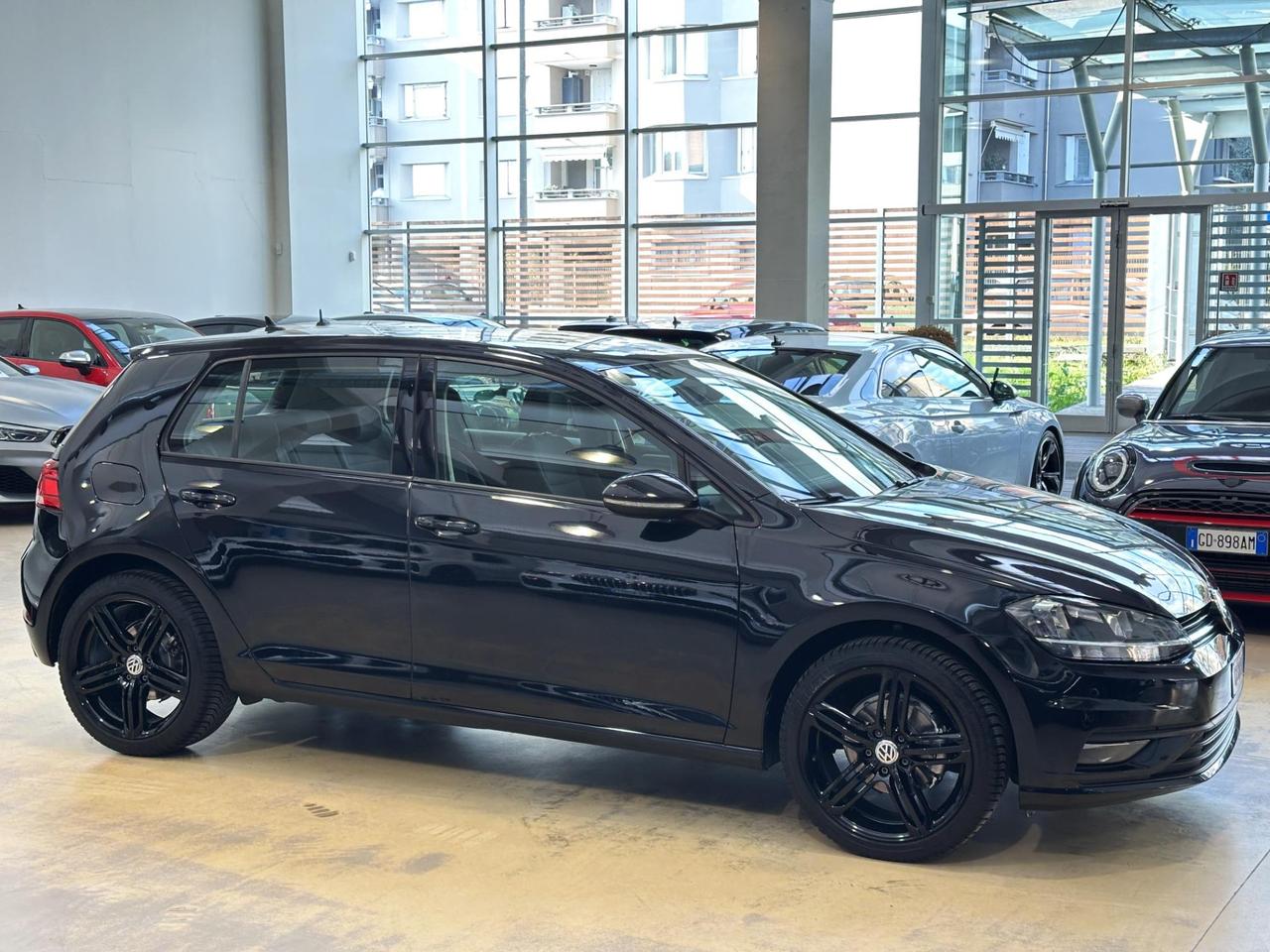 Volkswagen Golf 5p 1.0 tsi Business 115cv - Carplay - 18"