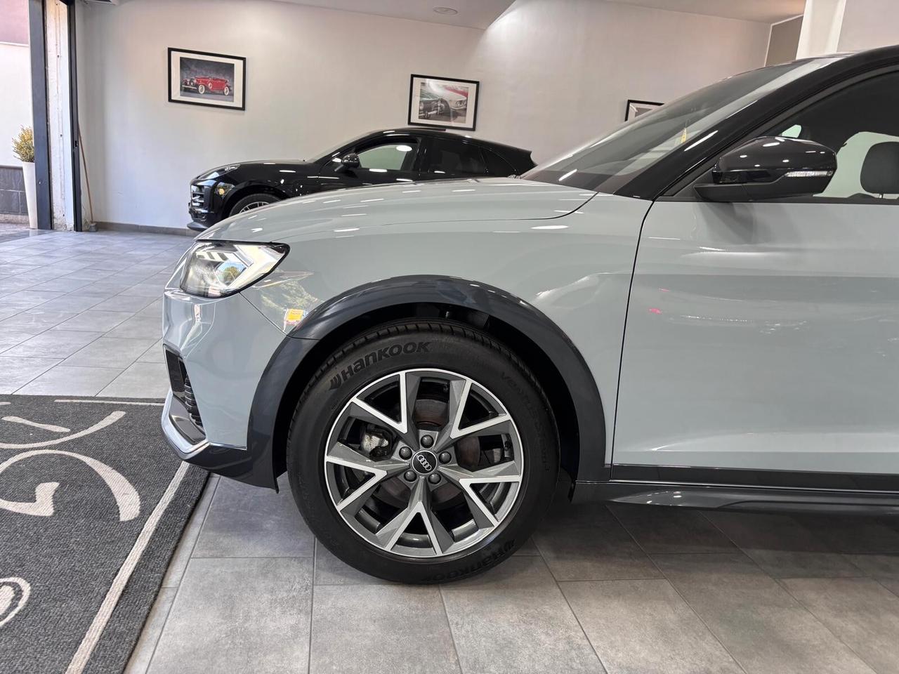 AUDI A1 CITYCARVER 30TFSI S-TRONIC LED-CARPLAY