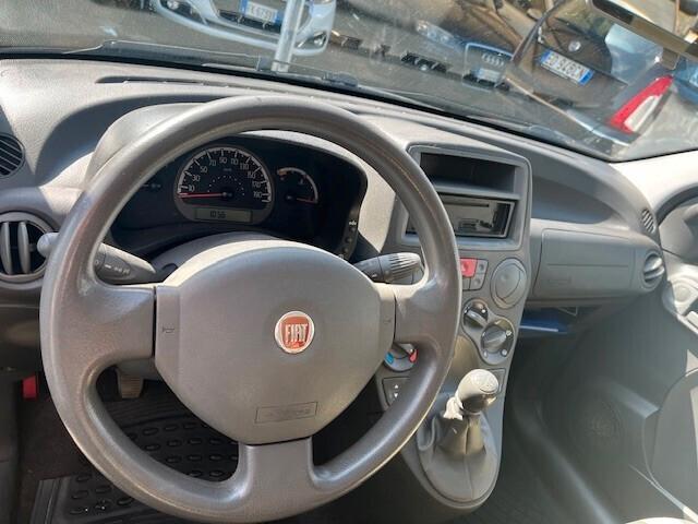 FIAT PANDA 1,2 CON SOLI 135 MILA KM!