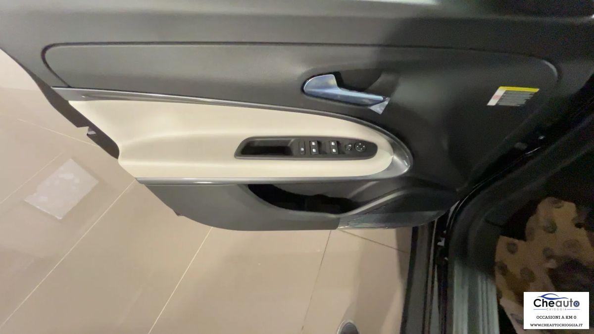 FIAT - 600 - Hybrid DCT MHEV La Prima