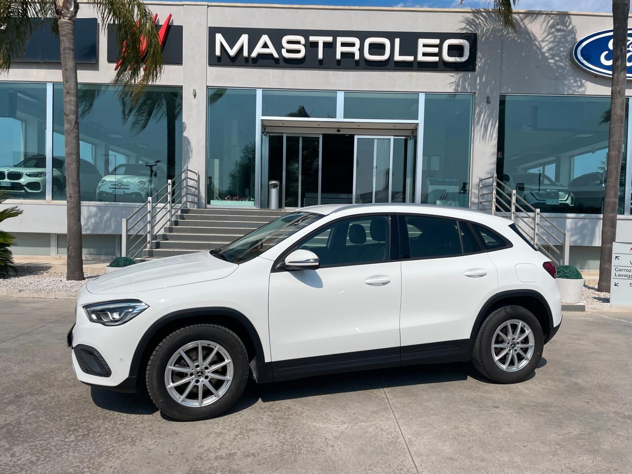 Mercedes-benz GLA 180 GLA 180 d Automatic Business