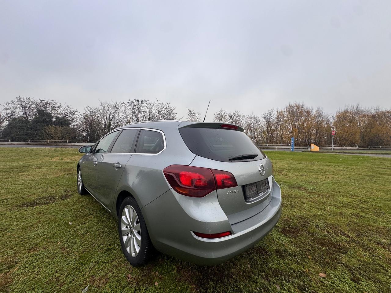 Opel Astra 1.7 CDTI 110CV Sports Tourer Elective