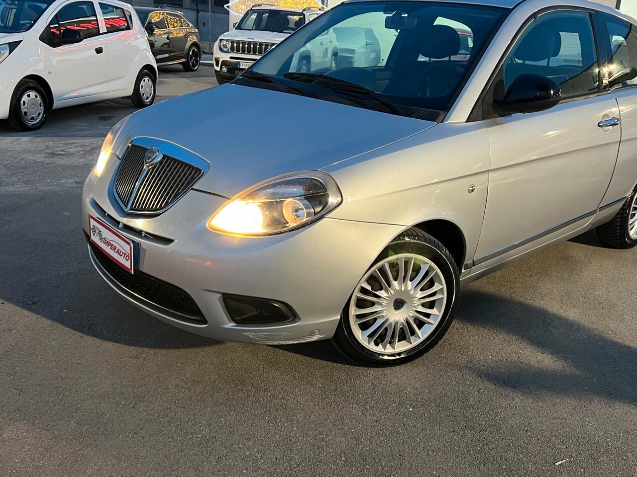 Lancia Ypsilon 1.2 Diva TAGLIANDATA